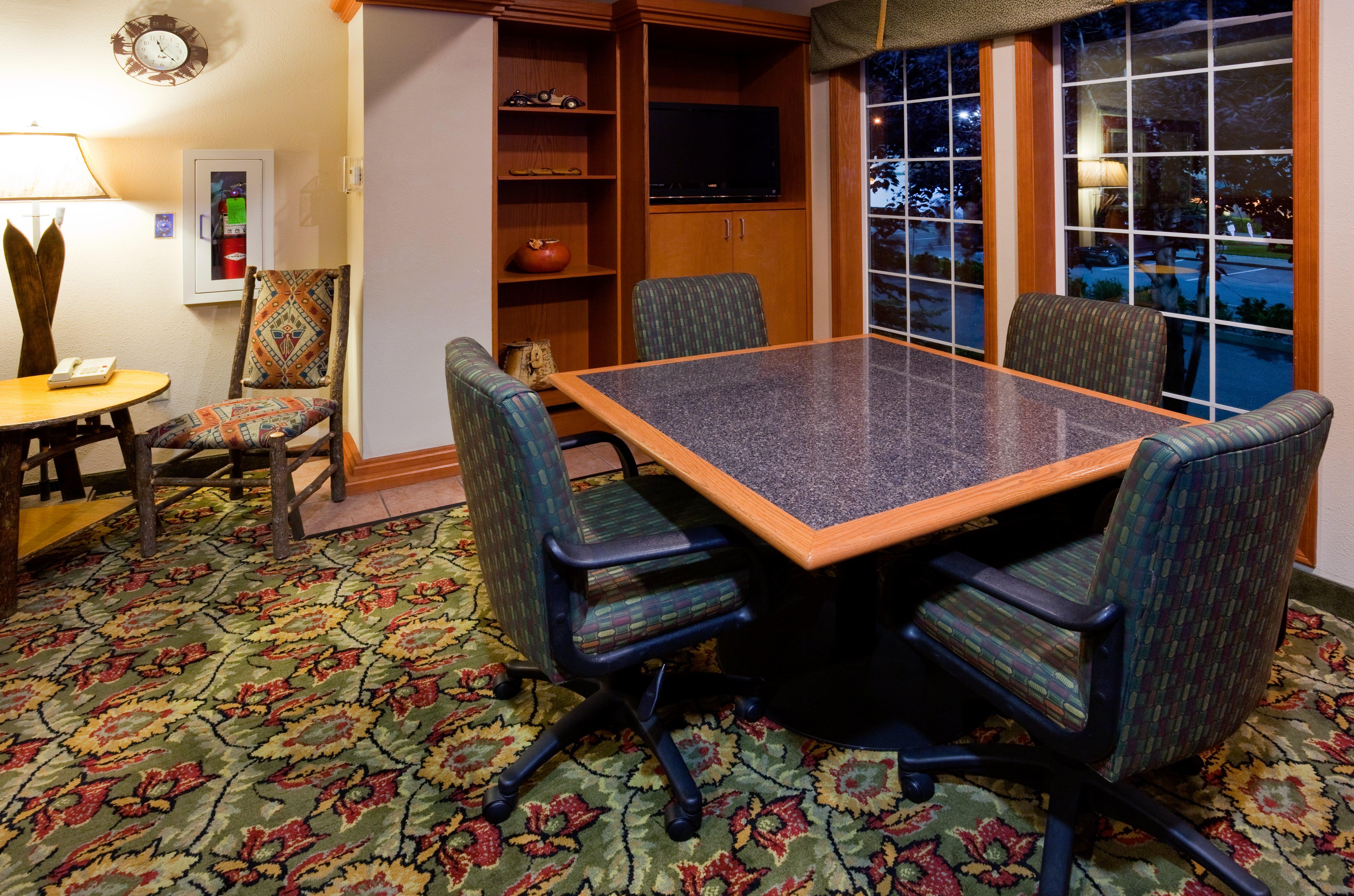 Hotel Wyndham Garden Anchorage Airport Esterno foto