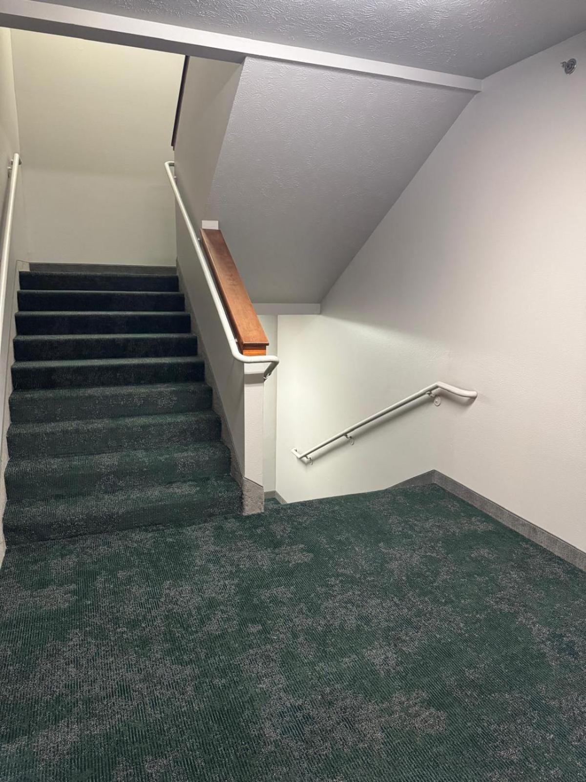 Hotel Wyndham Garden Anchorage Airport Esterno foto